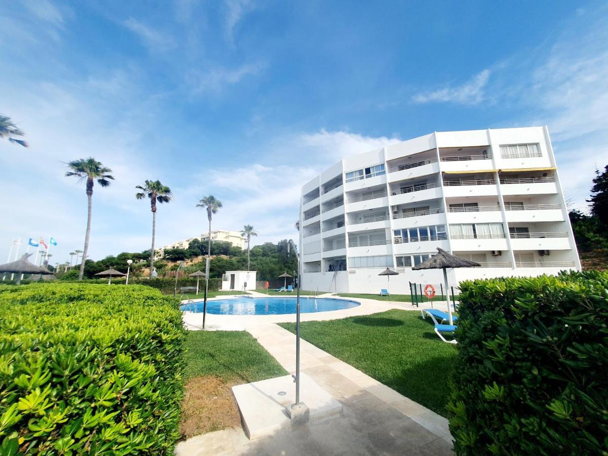 Luna Beach Seafront Marbella Exteriör bild