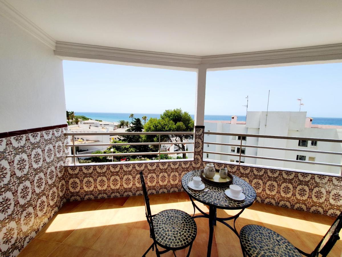 Luna Beach Seafront Marbella Exteriör bild