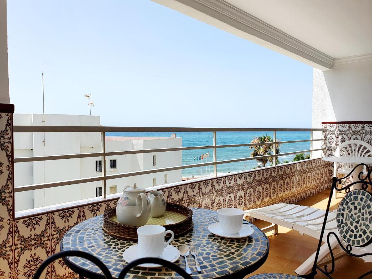 Luna Beach Seafront Marbella Exteriör bild