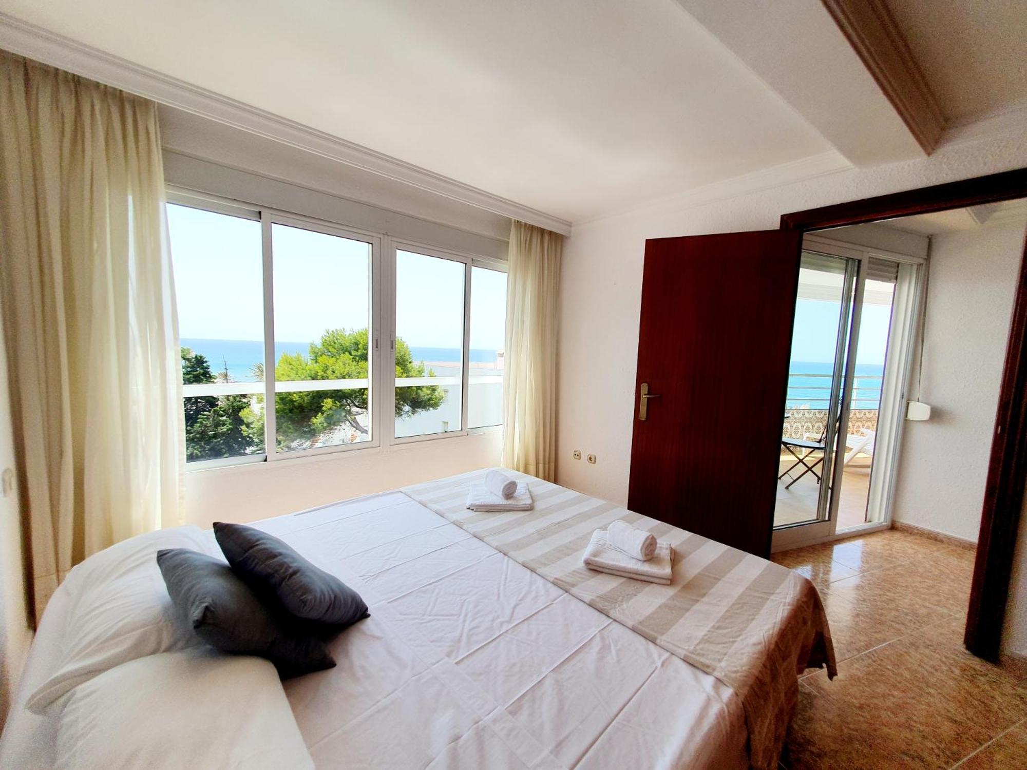 Luna Beach Seafront Marbella Exteriör bild