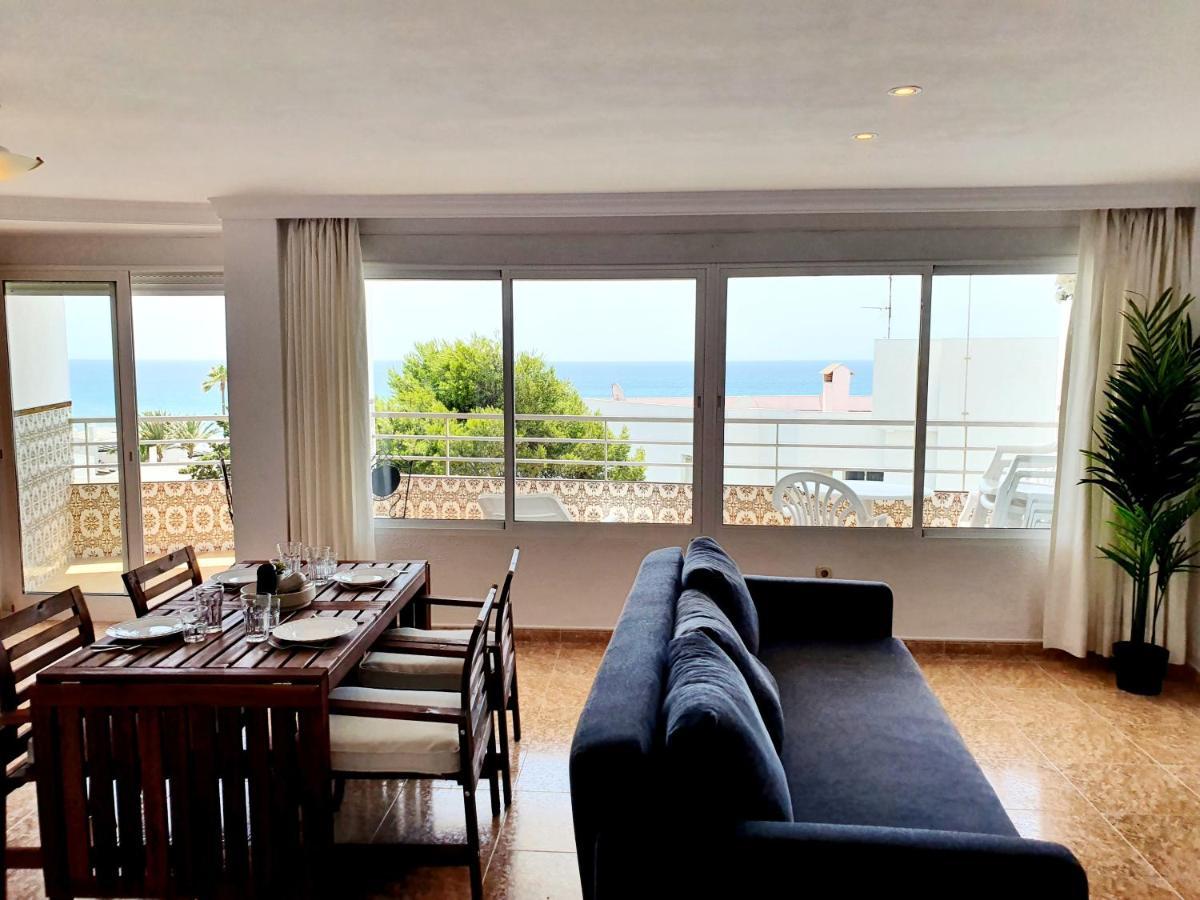 Luna Beach Seafront Marbella Exteriör bild