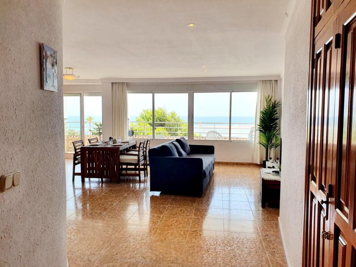 Luna Beach Seafront Marbella Exteriör bild